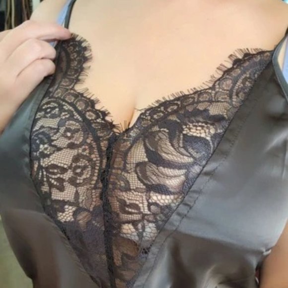 Eyelash Lace Trim Satin Cami Top - Picture 7 of 7